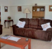 Brookmount Retreat - Lightning Ridge Tourism