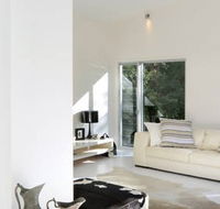 Bella Home - Lightning Ridge Tourism