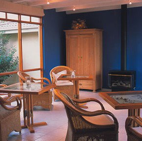 Bed And Views Kiama - Lightning Ridge Tourism 1