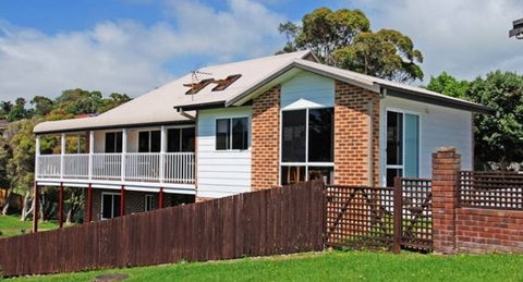 Beach House On Kendalls - Lightning Ridge Tourism 1
