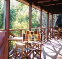 Bed and Breakfast at Kiama - Lightning Ridge Tourism