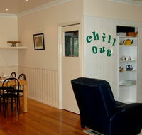 Carrs Hunter Valley Macadamia Farm Guest House - Lightning Ridge Tourism