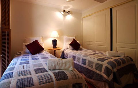 Cicada Country House - Lightning Ridge Tourism 2