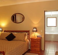 Chez Vous Villas - Lightning Ridge Tourism