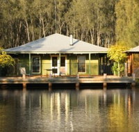 Billabong Moon - Lightning Ridge Tourism