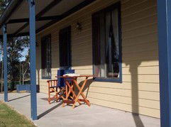 Belmadar Rose Cottage - Lightning Ridge Tourism 0