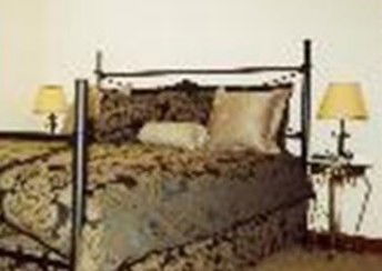 Avarest Cottage - Lightning Ridge Tourism 1