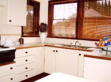 Avarest Cottage - Lightning Ridge Tourism 2