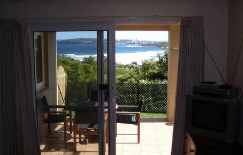 A Beach House Near Manly - Lightning Ridge Tourism 2