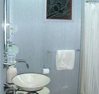 A Spot on the River - Lightning Ridge Tourism