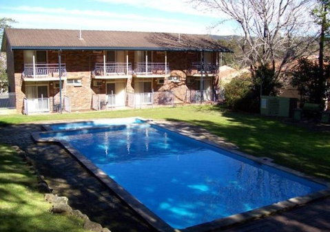 Best Western Gosford Motor Inn - Lightning Ridge Tourism 1