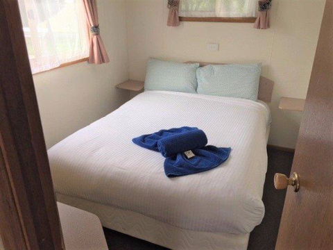 Canobolas Caravan Park - Lightning Ridge Tourism 10