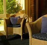 Amazing Country Escapes - Five Frogs - Lightning Ridge Tourism