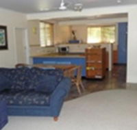 Leeway Beach House - Lightning Ridge Tourism
