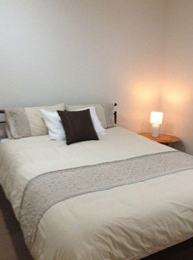 Guesthouse On Carlyle - Lightning Ridge Tourism 1