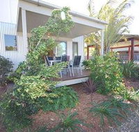 Woodgate Beach Houses - Lightning Ridge Tourism