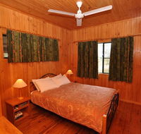 Henderson Park Farm Retreat - Lightning Ridge Tourism