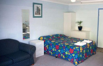 Como Holiday Apartments And Tropical Nites Motel - Lightning Ridge Tourism 4