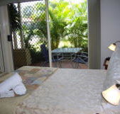 Alexander Lakeside Bed and Breakfast - Lightning Ridge Tourism