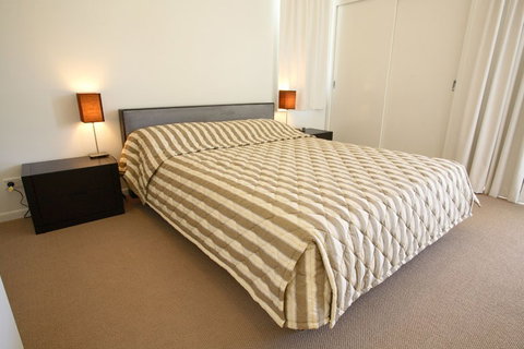 Agnes Water Beach Club - Lightning Ridge Tourism 0