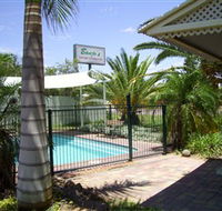 Banjos Overnight  Holiday Units - Lightning Ridge Tourism