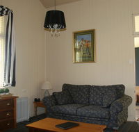 Applegrove Farm - Lightning Ridge Tourism