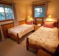 Accommodation Creek Cottages - Lightning Ridge Tourism