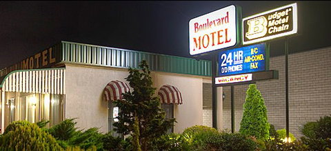 Boulevard Motel - Lightning Ridge Tourism 0
