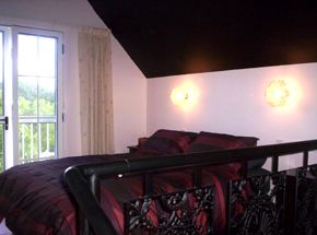 Briar Rose Cottages - Lightning Ridge Tourism 1