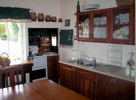 Dillons Cottage - Lightning Ridge Tourism 0