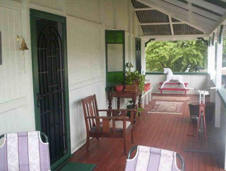 Dillons Cottage - Lightning Ridge Tourism 2