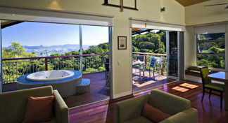 OReillys Mountain Villas - Lightning Ridge Tourism 3