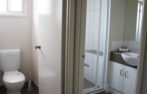 Lake Somerset Holiday Park - Lightning Ridge Tourism 2