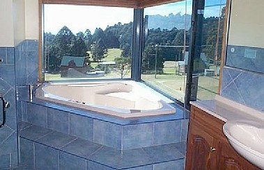 Mountain Romance - Holiday Home - Lightning Ridge Tourism 4