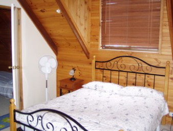 A Little Bit Of Heaven - Holiday Home - Lightning Ridge Tourism 2