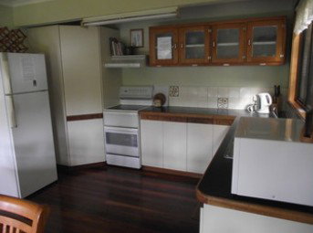 A Little Bit Of Heaven - Holiday Home - Lightning Ridge Tourism 5