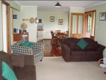 A Little Bit Of Heaven - Holiday Home - Lightning Ridge Tourism 7