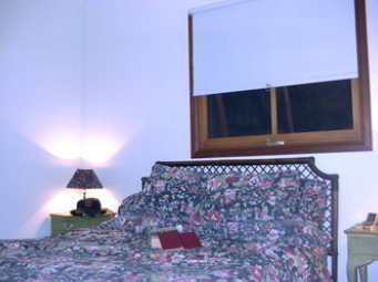 Eagles Rest - Holiday Home - Lightning Ridge Tourism 1