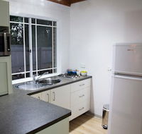 Homewood Cottages - Lightning Ridge Tourism