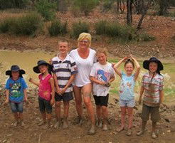Bonus Downs Farmstay - Lightning Ridge Tourism 1