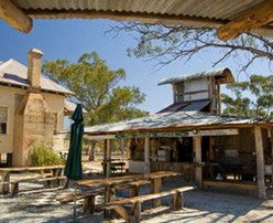 Bonus Downs Farmstay - Lightning Ridge Tourism 2