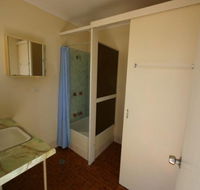 Nanango Caravan and Motorhome Park - Lightning Ridge Tourism