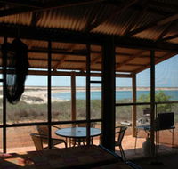 Natures Hideaway at Middle Lagoon - Lightning Ridge Tourism