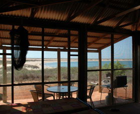 Natures Hideaway At Middle Lagoon - Lightning Ridge Tourism 0