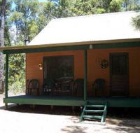 Loose Goose Chalets - Lightning Ridge Tourism