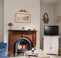Lemonade Creek Cottages Lorne - Lightning Ridge Tourism