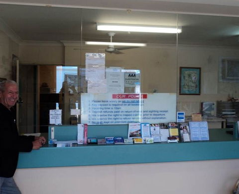 Palm Beach Mobile & Tourist Park - Lightning Ridge Tourism 2