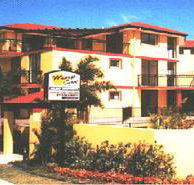 Mango Cove Resort - Lightning Ridge Tourism