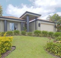 Avon Lodge Bribie Island - Lightning Ridge Tourism