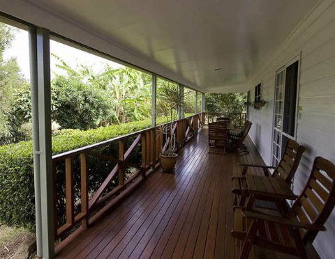 Birds 'n' Bloom Cottages - Lightning Ridge Tourism 3